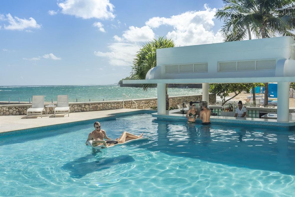 Couples Tower Isle - Adults Only