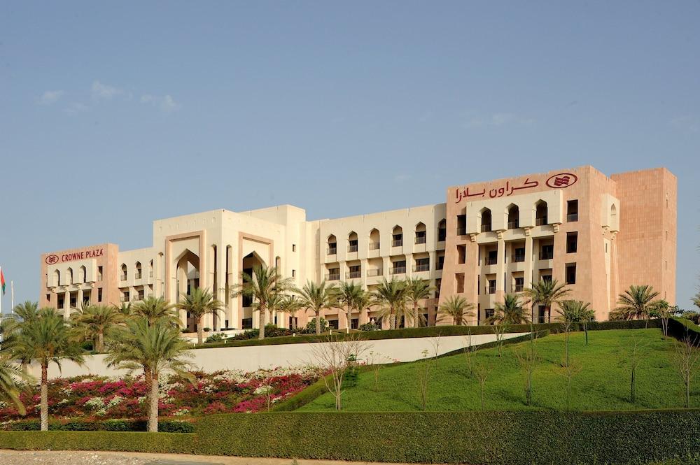 CROWNE PLAZA SOHAR 140004 — 3