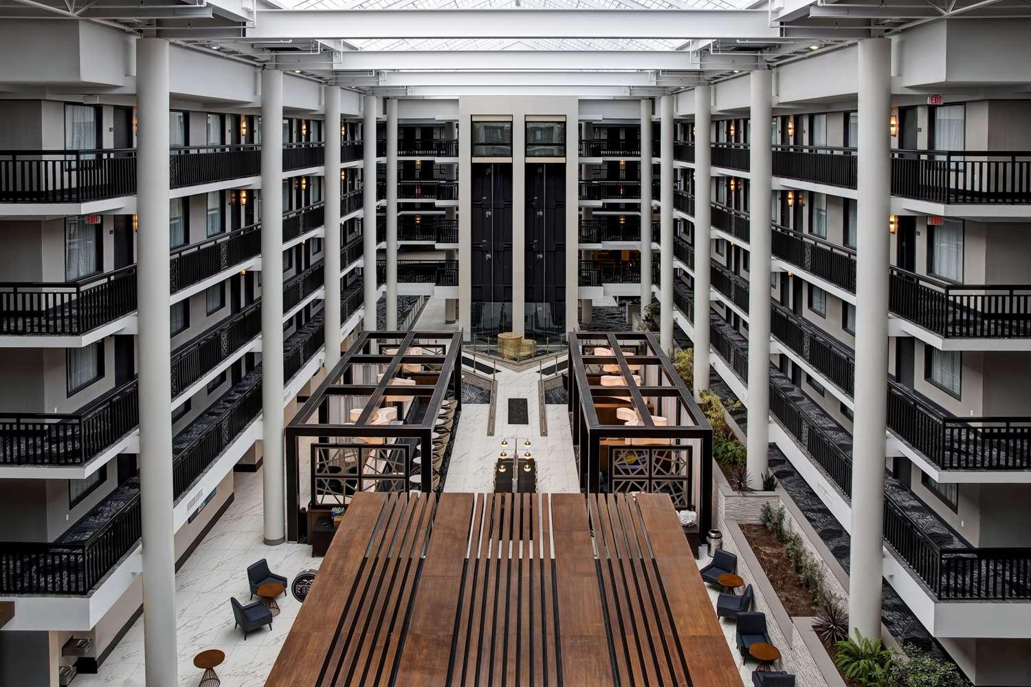 EMBASSY SUITES SYRACUSE — 9