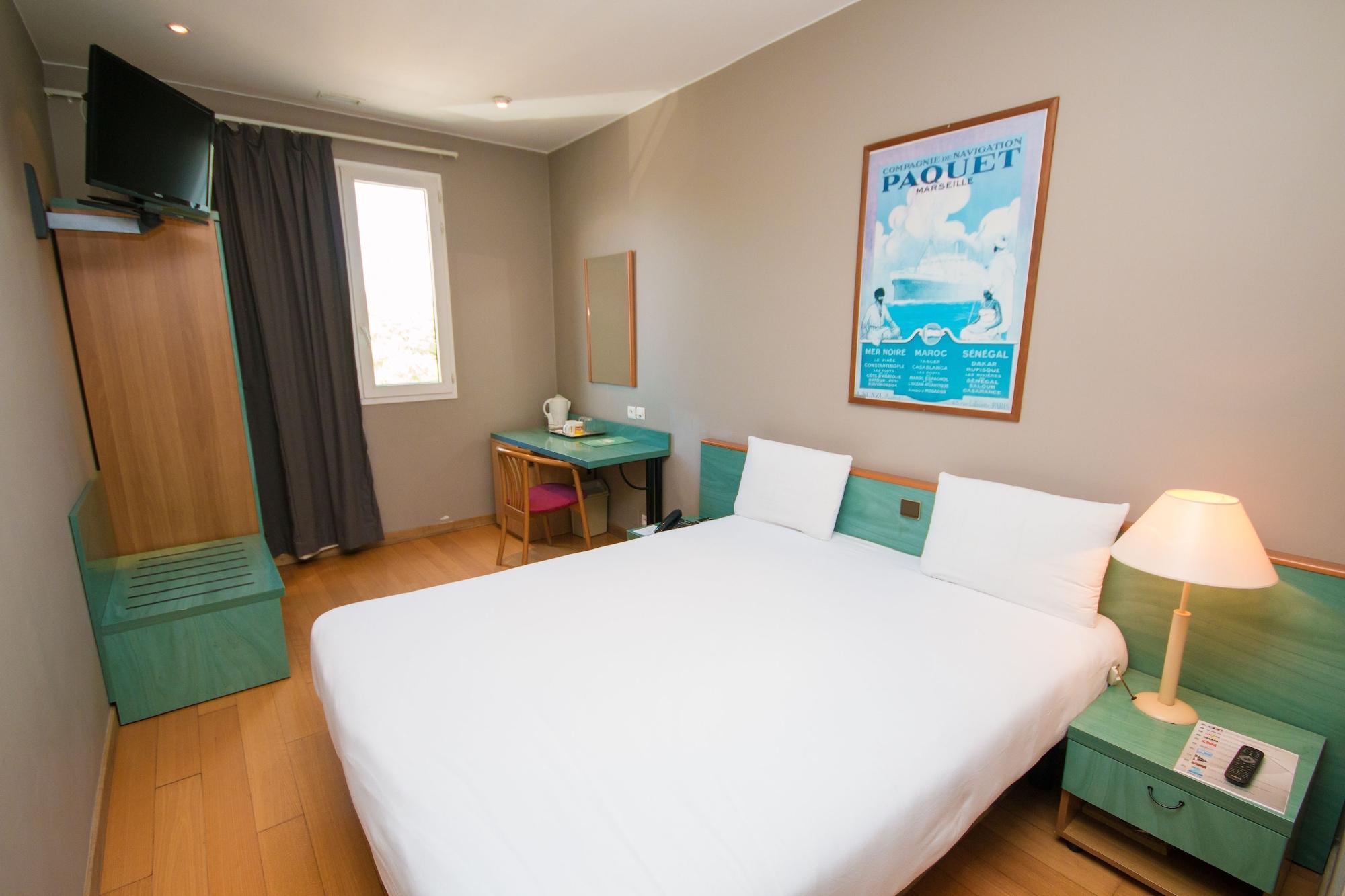 Le Louvre Hotel & Spa 1109898 — 9