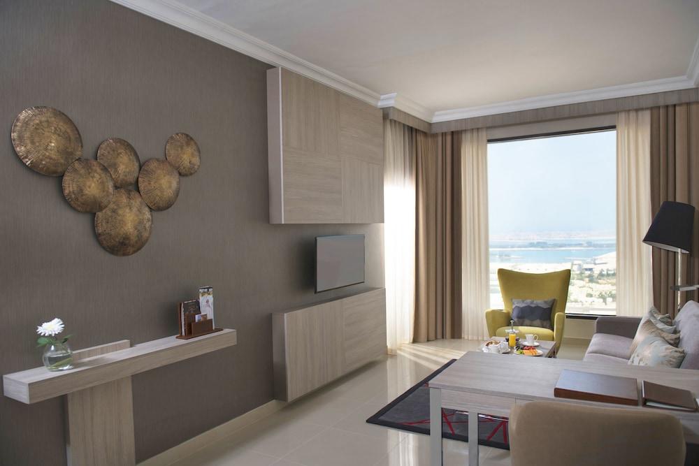 Two Seasons Hotel & Apartments Dubai — 9
