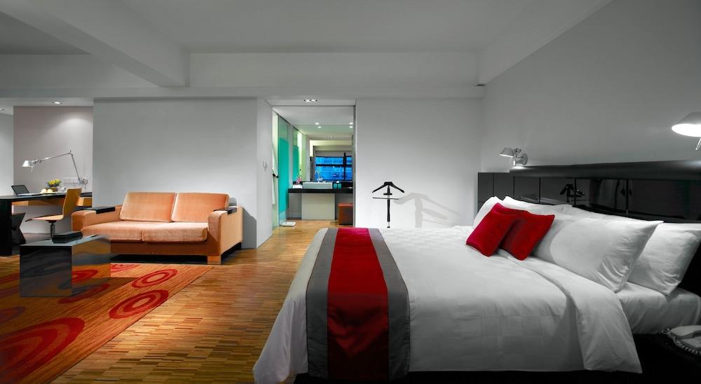 Hotel Maya Kuala Lumpur City Centre — 10