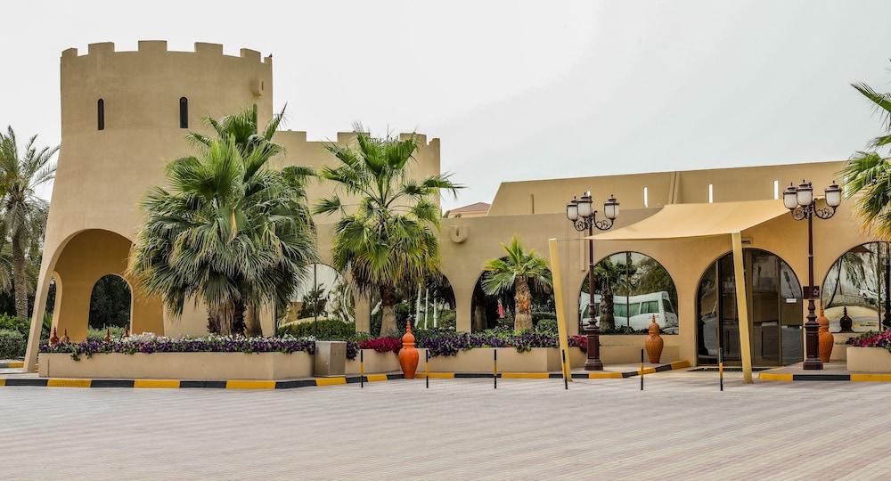 Dhafra Beach Hotel — 5