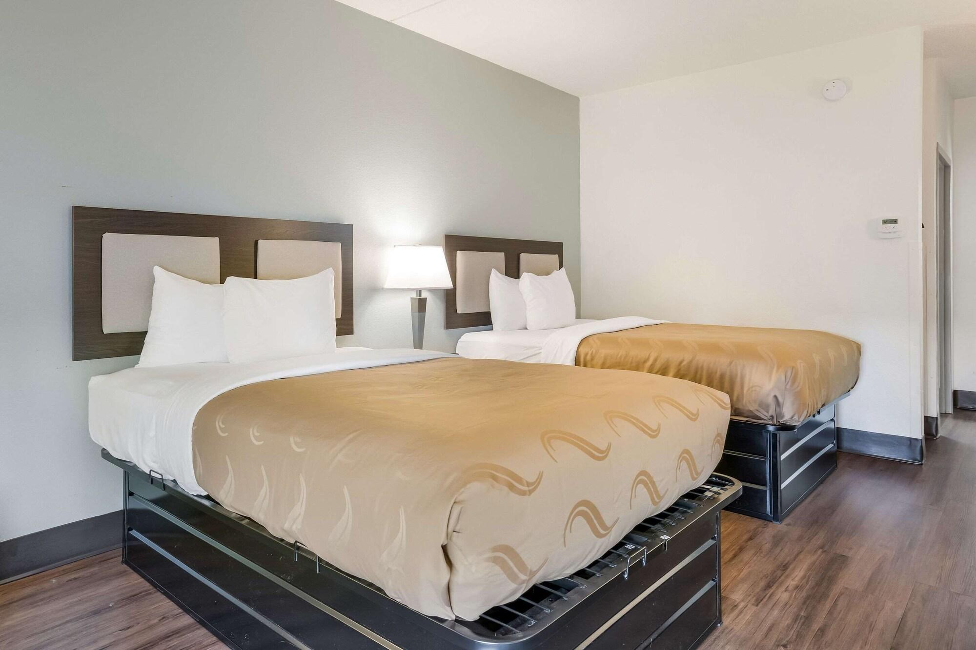 Quality Inn Jacksonville Near Camp Lejeune — 10