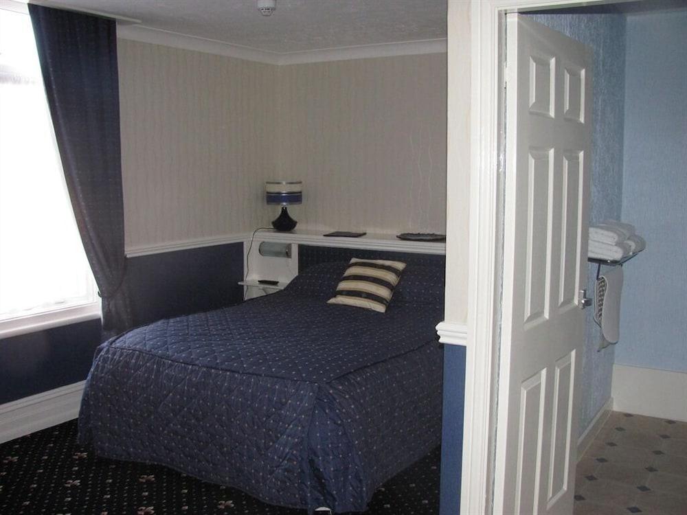 Branston Lodge - Guest House — 4