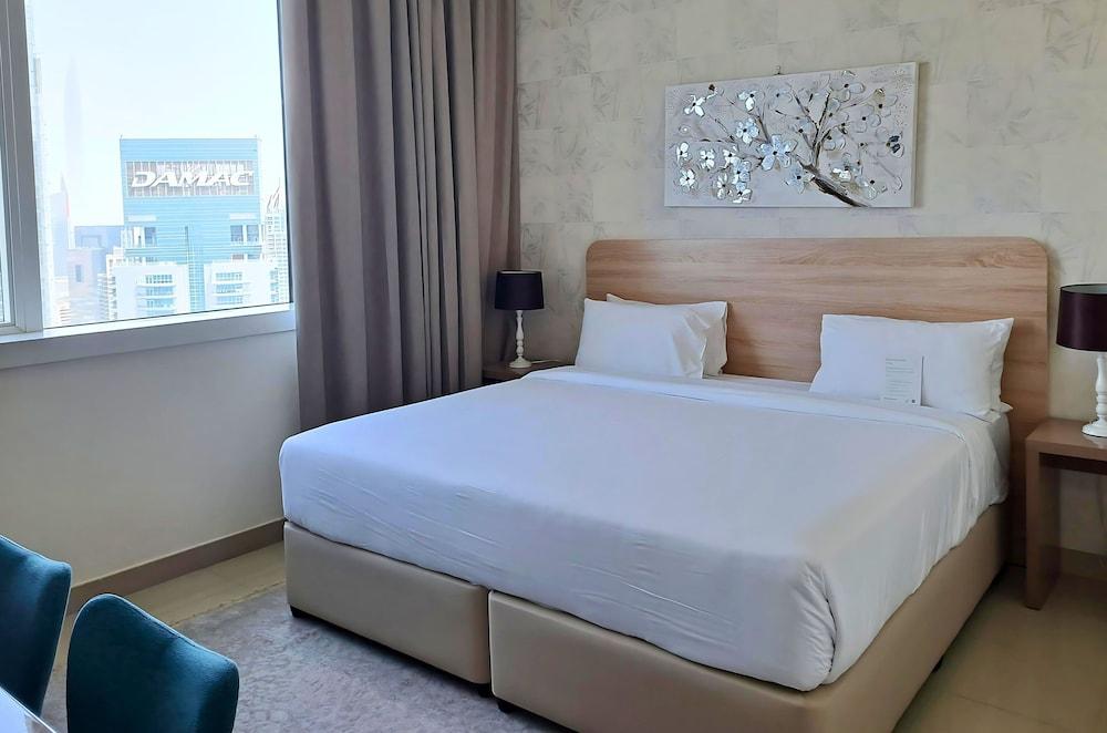 Barcelo Residences Dubai Marina — 7