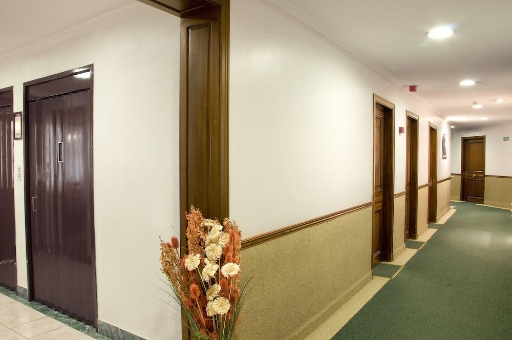 Hotel Regis — 9