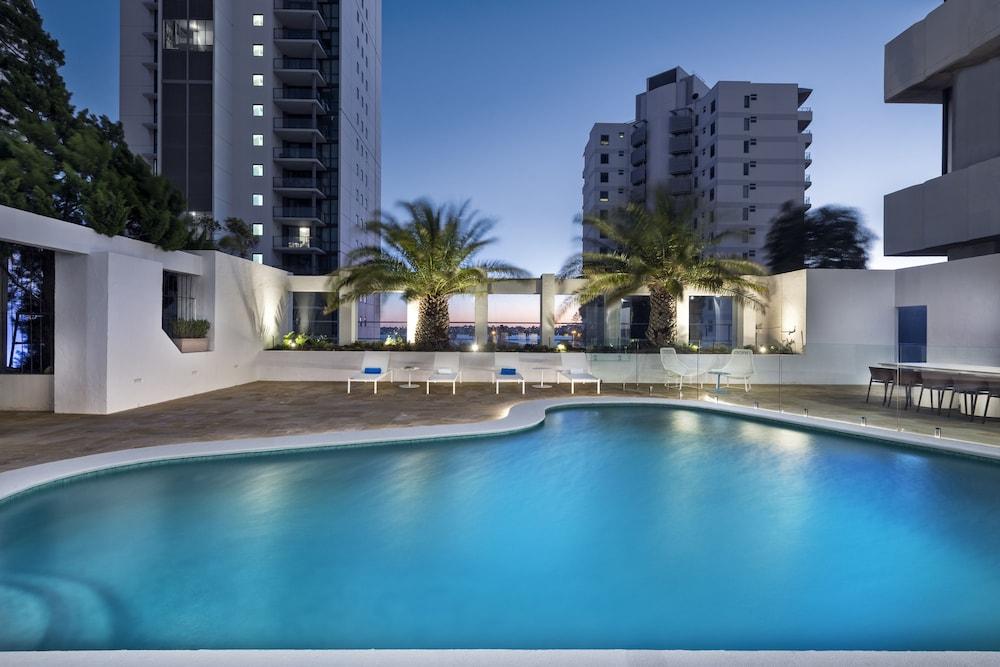 PAN PACIFIC PERTH — 2