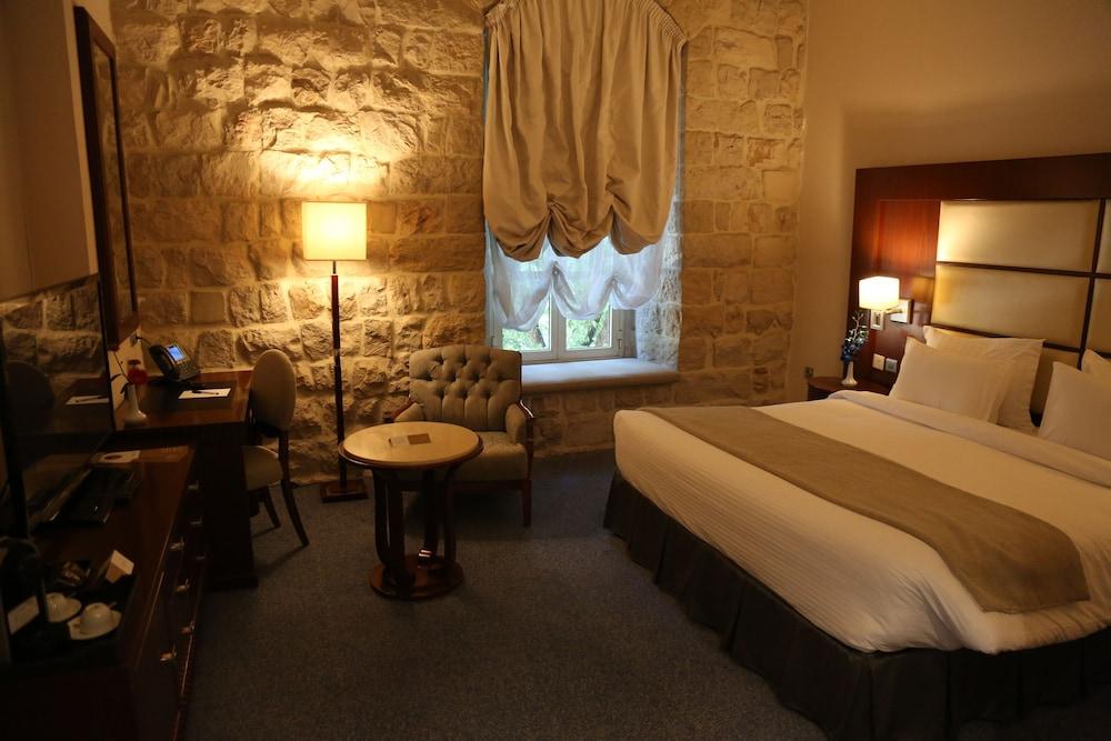 Grand Kadri Hotel Zahle — 8