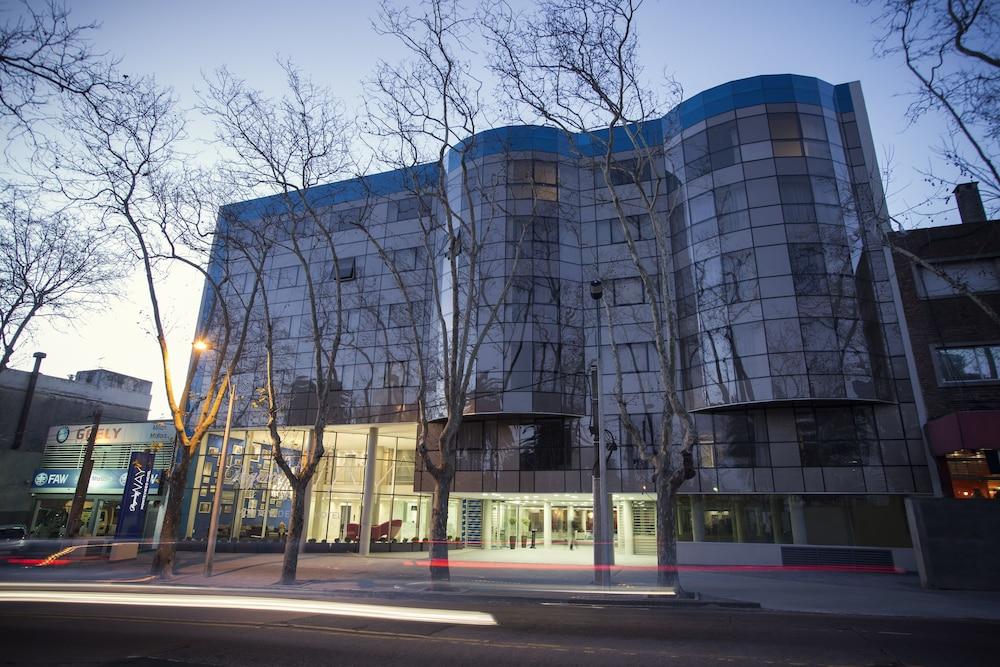 Regency Way Montevideo Hotel — 5