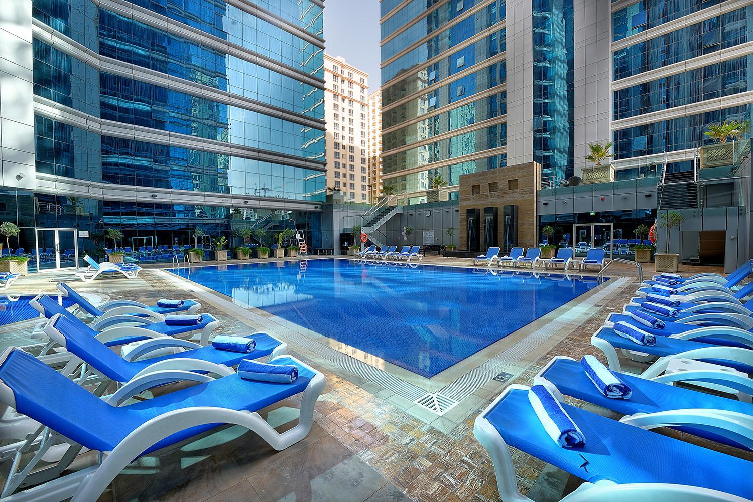 Vintage Grand Hotel — 5