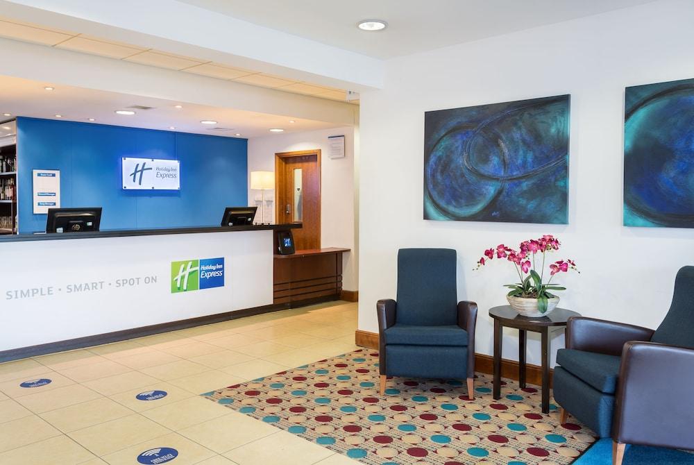 Hampton By Hilton Braintree — 6