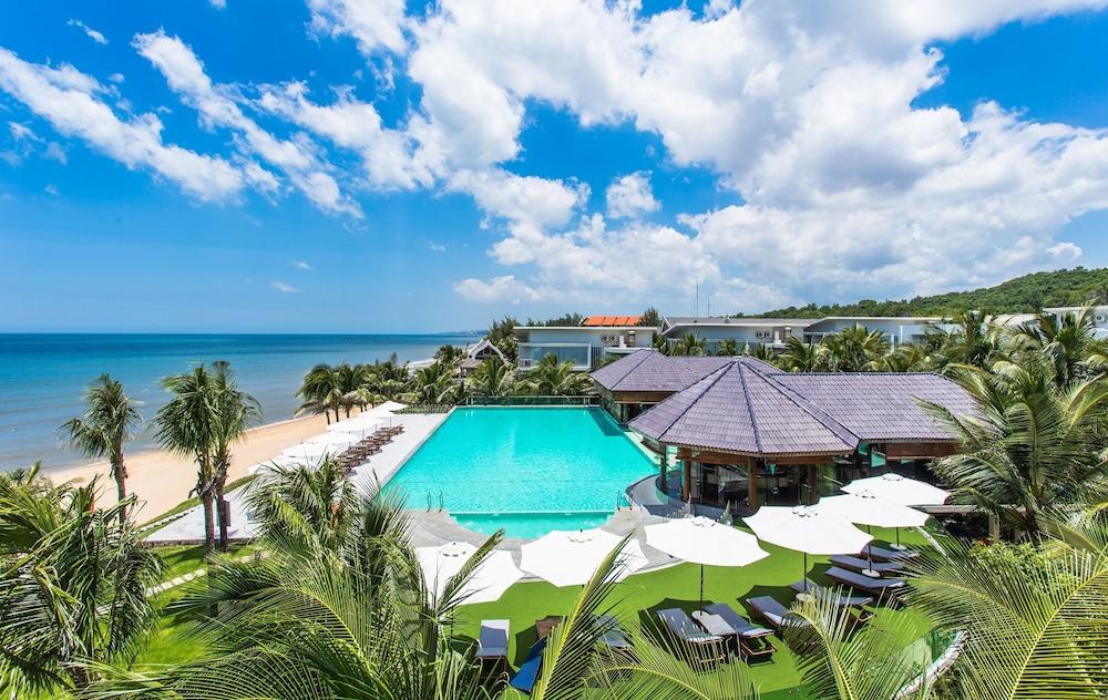 Villa Del Sol Beach Villas & Spa