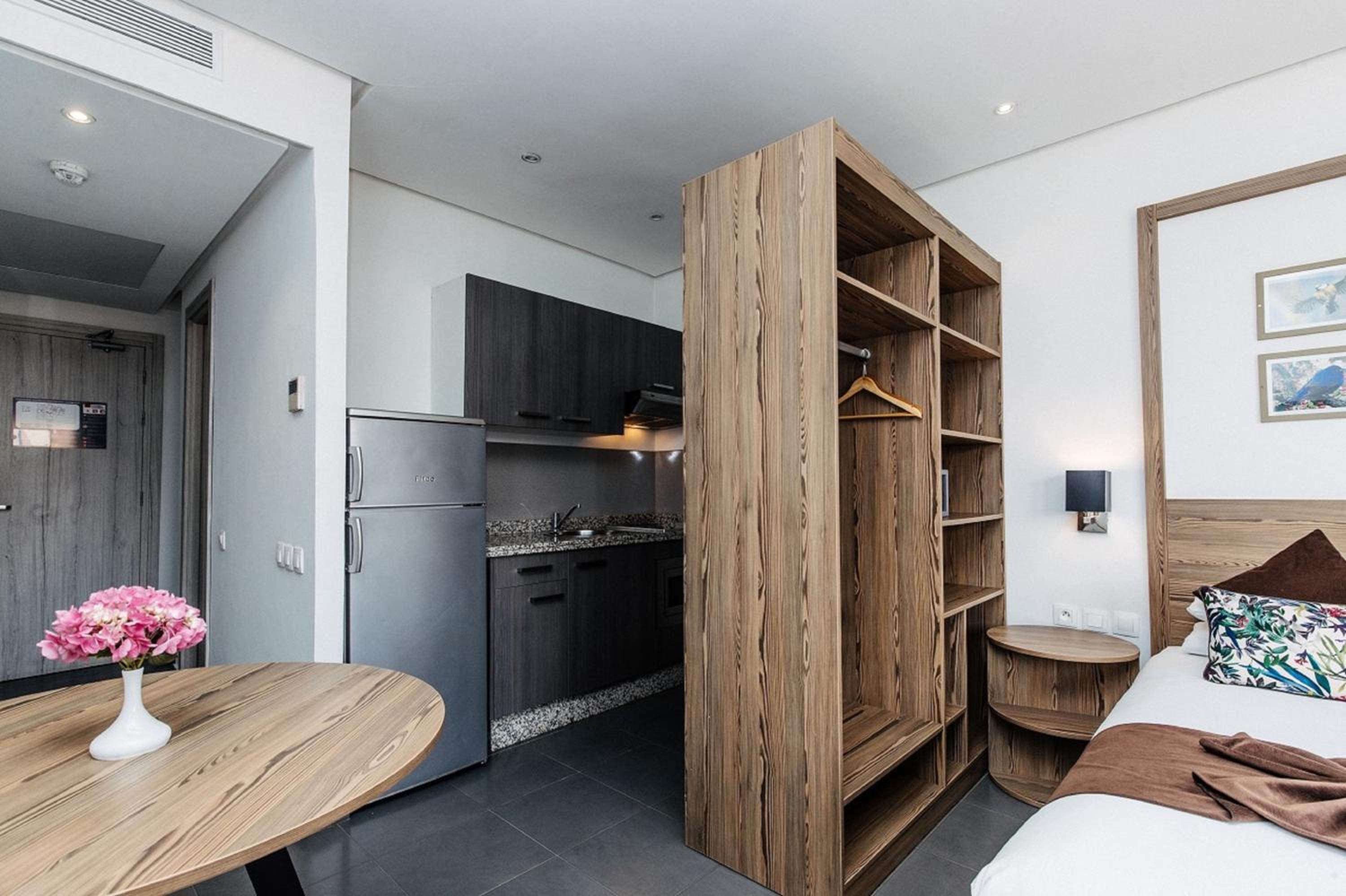 Signature Hotel Apartment & Spa Marina — 6