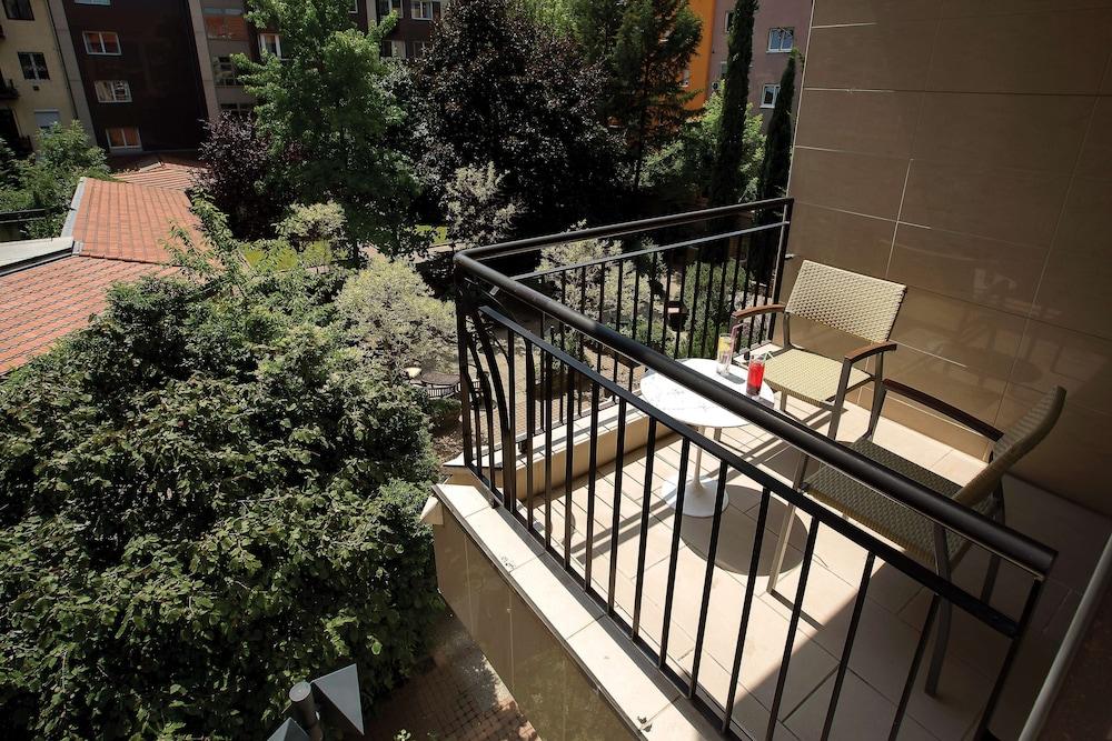 Adina Apartment Hotel Budapest — 7