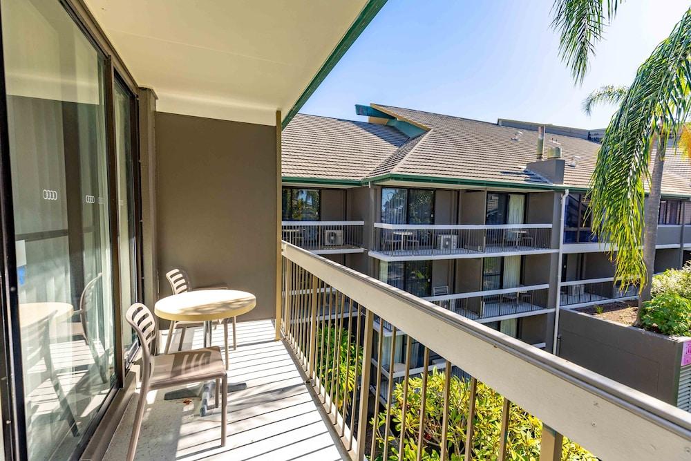 Paradise Resort Gold Coast — 6