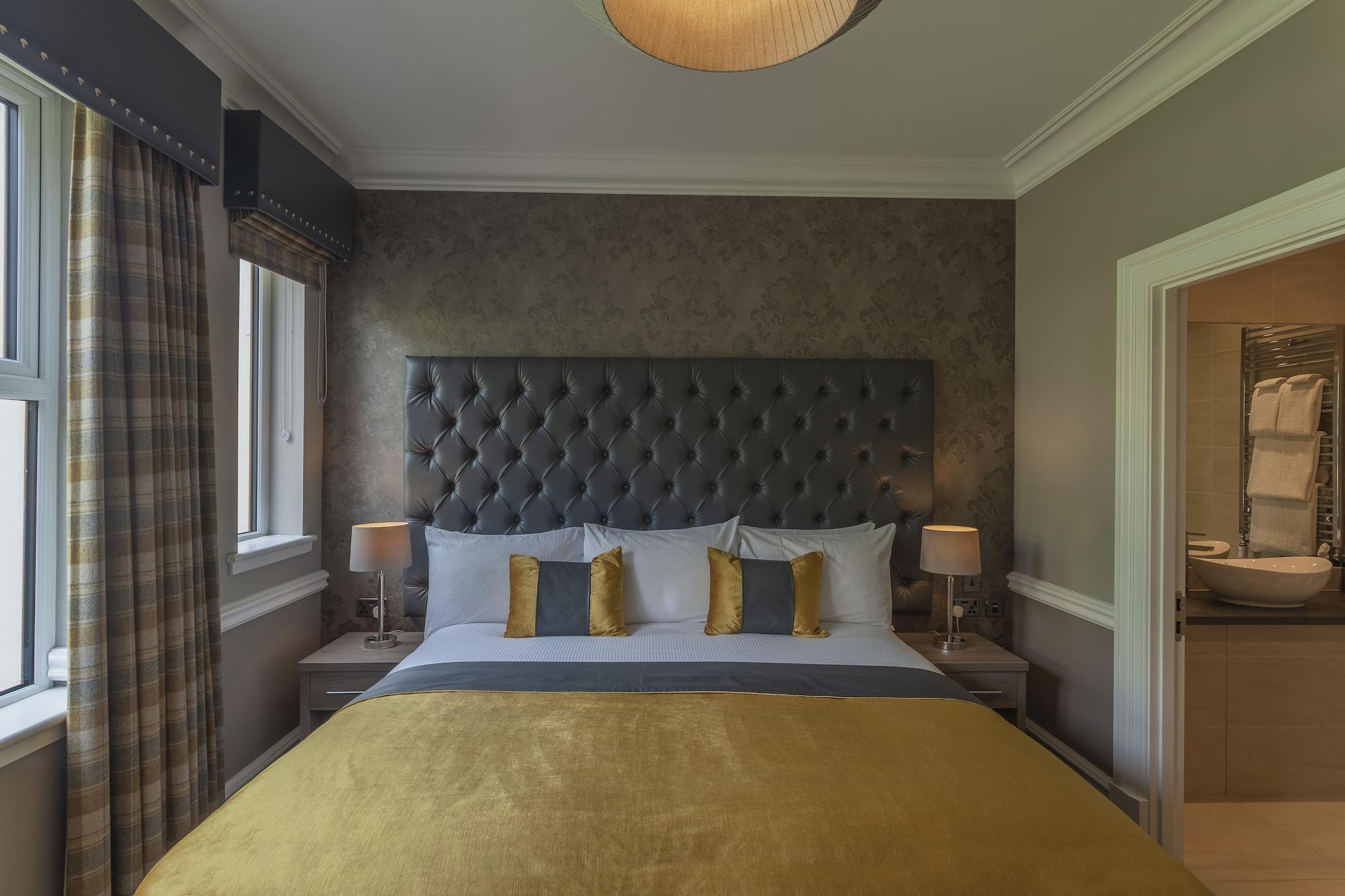 CUILLIN HILLS HOTEL — 5