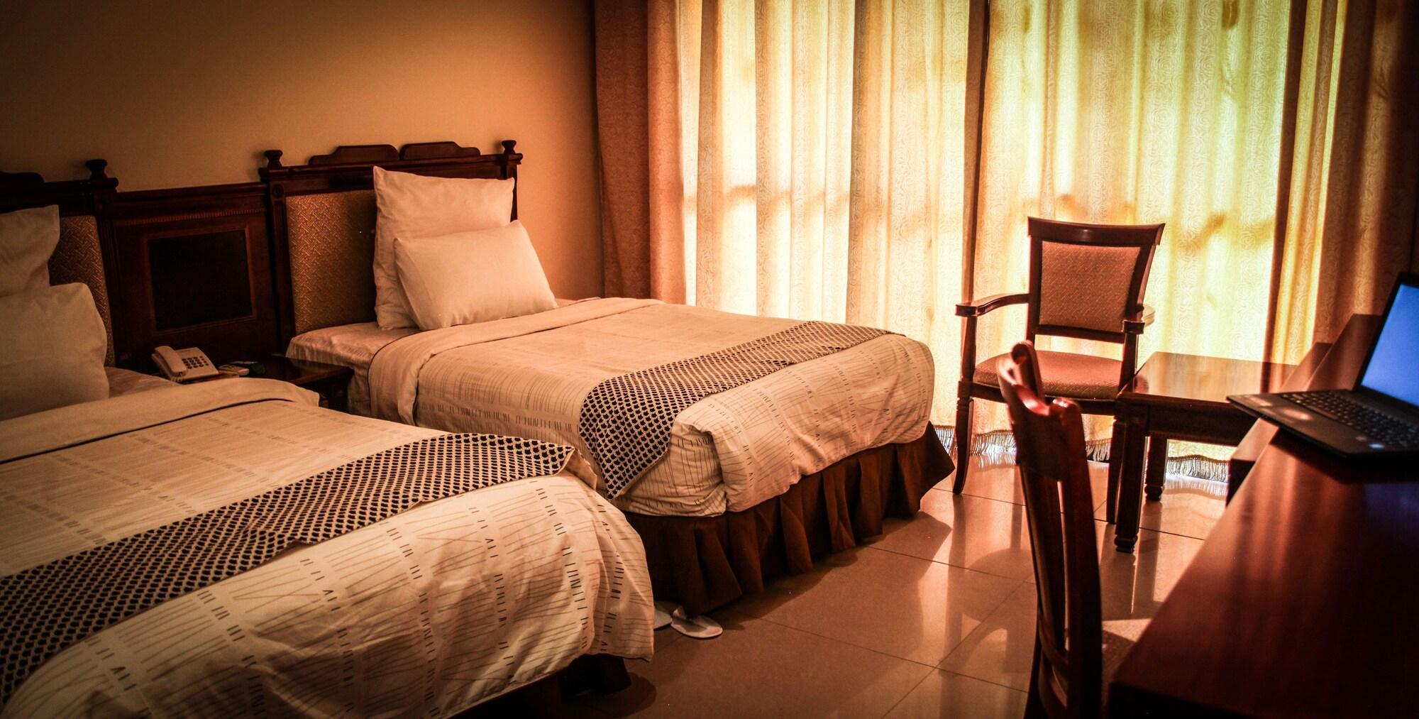 Mika Hotel — 10
