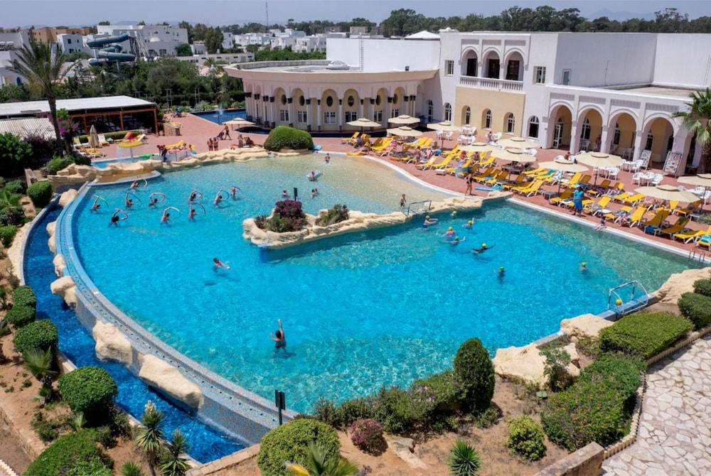 Medina Belisaire and Thalasso 1123348 — 7