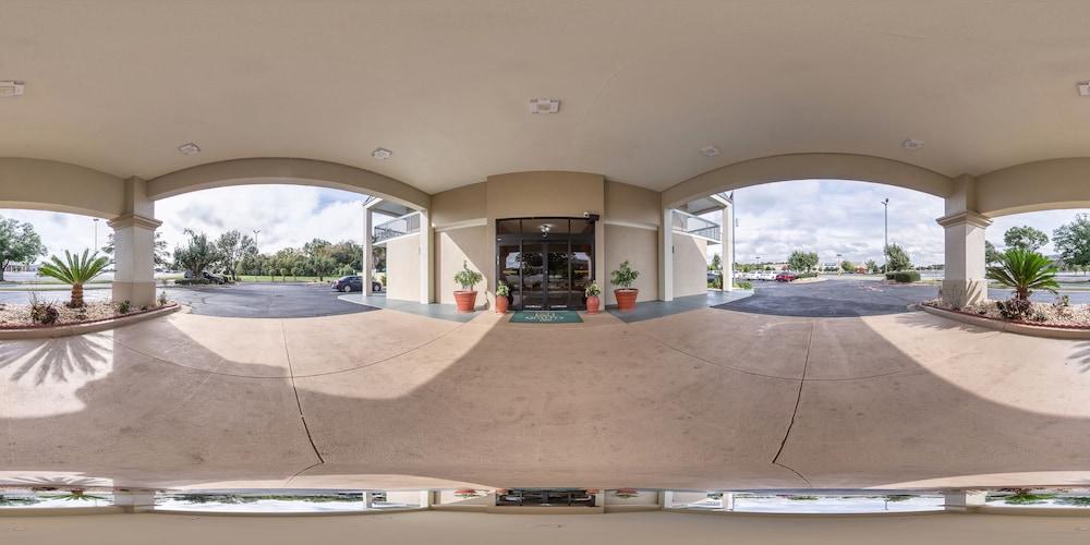Quality Inn Albany — 9