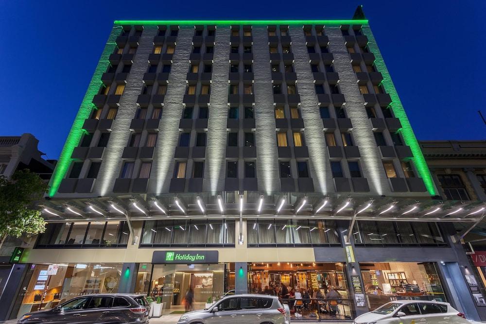 Holiday Inn Perth City Centre — 2