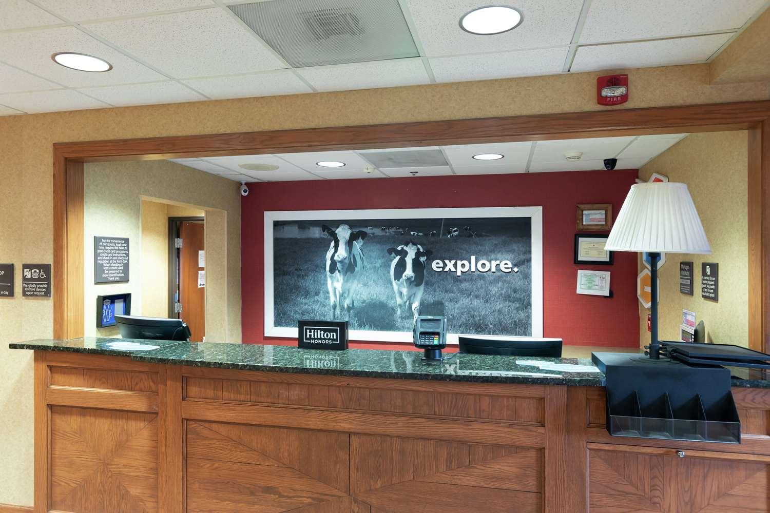 HAMPTON INN AND SUITES AUSTIN AIRPORT — 10