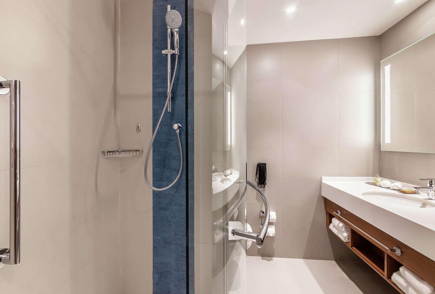 DoubleTree by Hilton – Dubai, Al Jadaf — 6