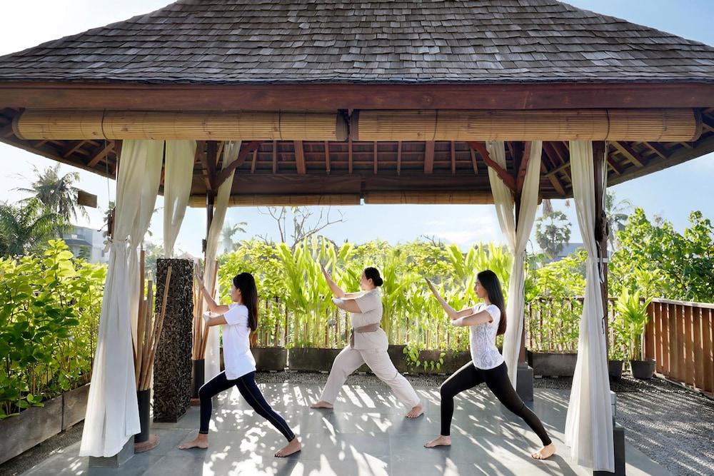 LEGIAN BEACH HOTEL — 9