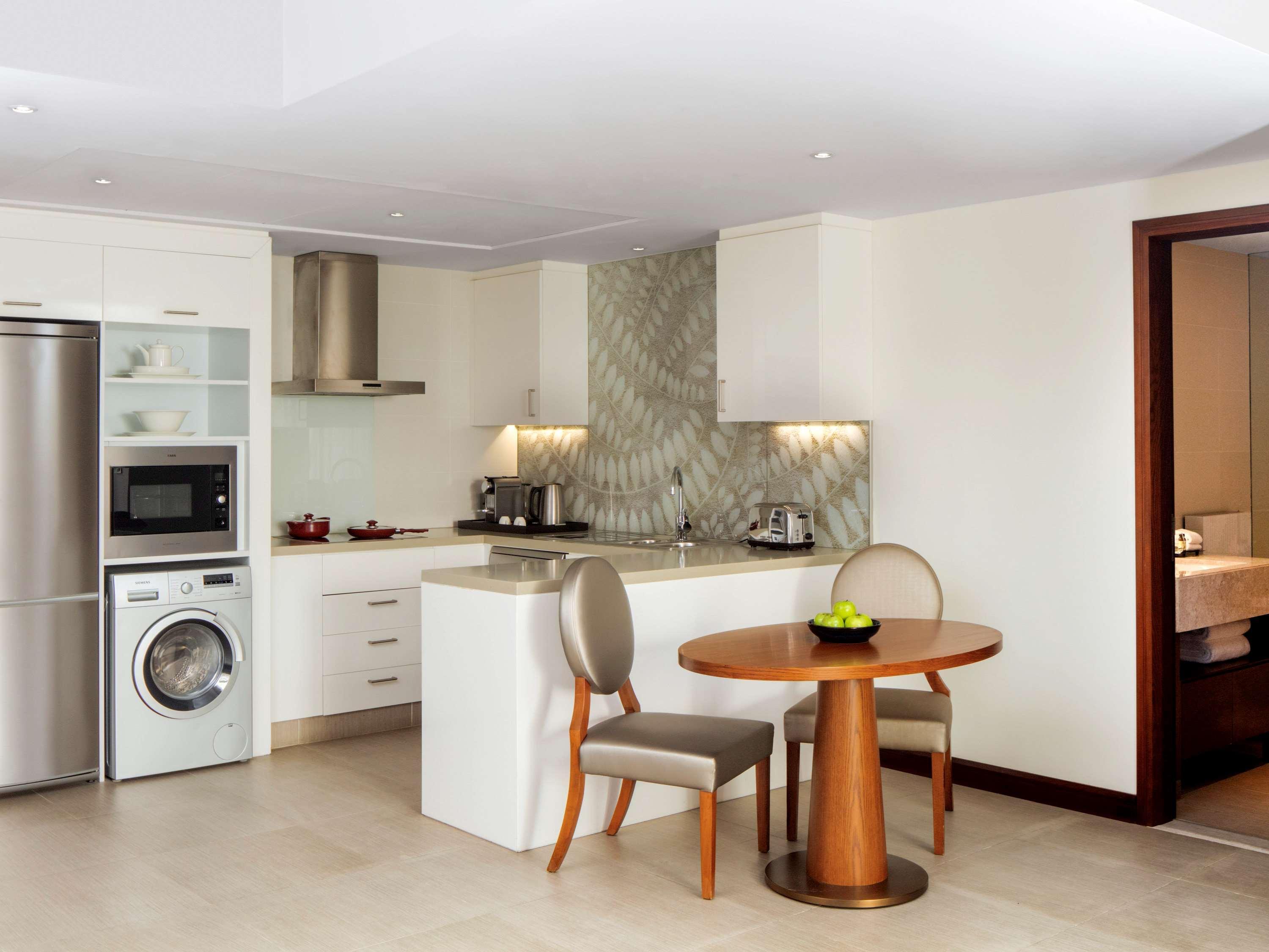 Pullman Dubai Creek City Centre Residences