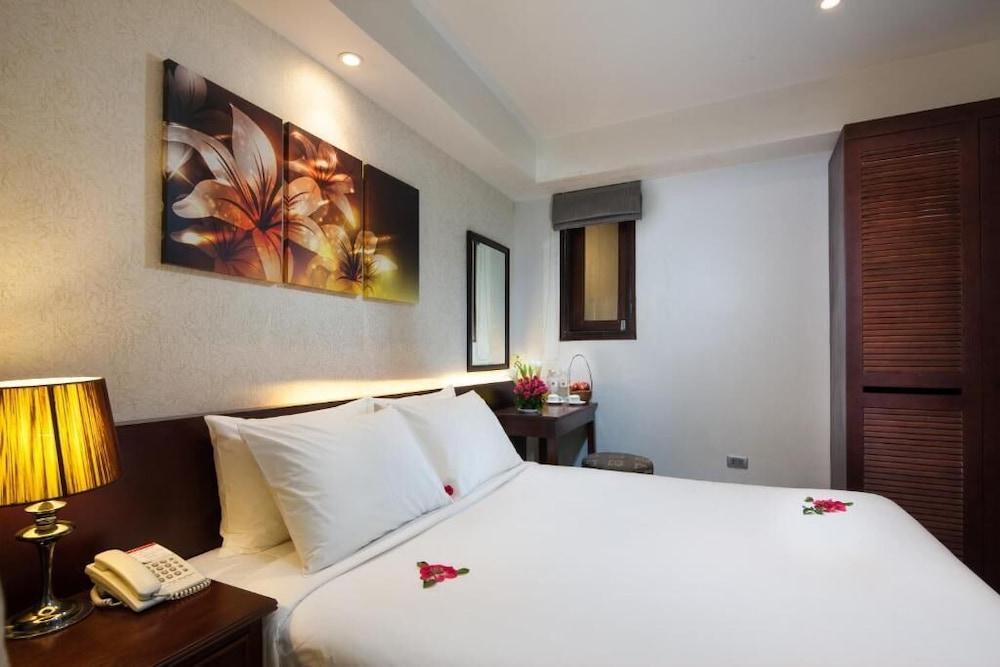 Dragon Pearl Hotel — 9