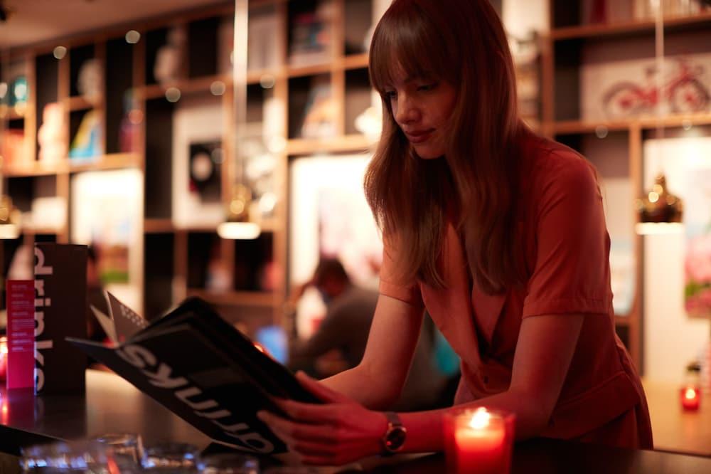 citizenM Hotel Glasgow — 8