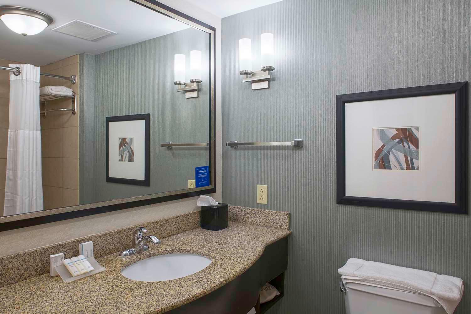 HILTON GARDEN INN JONESBORO — 6