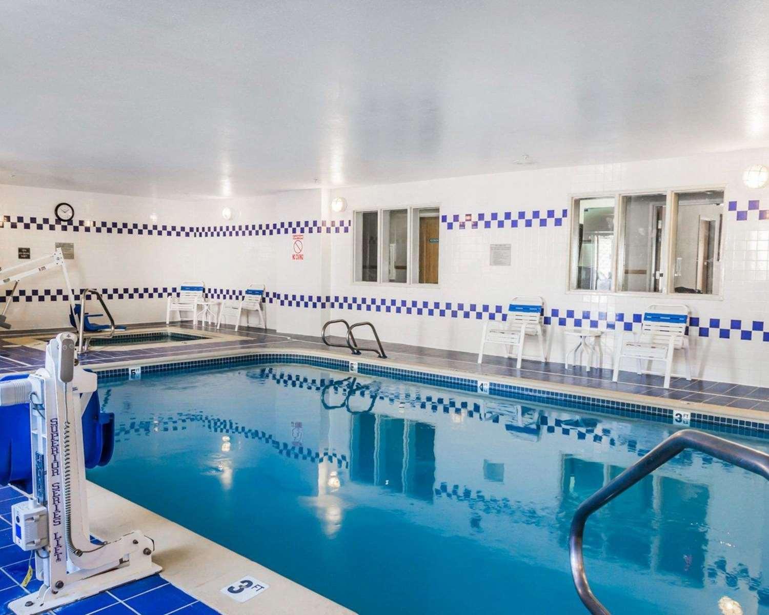 Quality Inn & Suites Golden - Denver West — 4