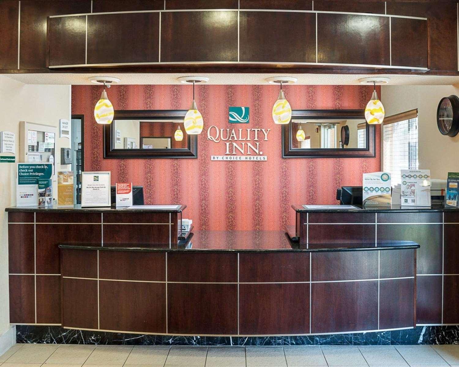 Quality Inn Brooklyn Center — 7