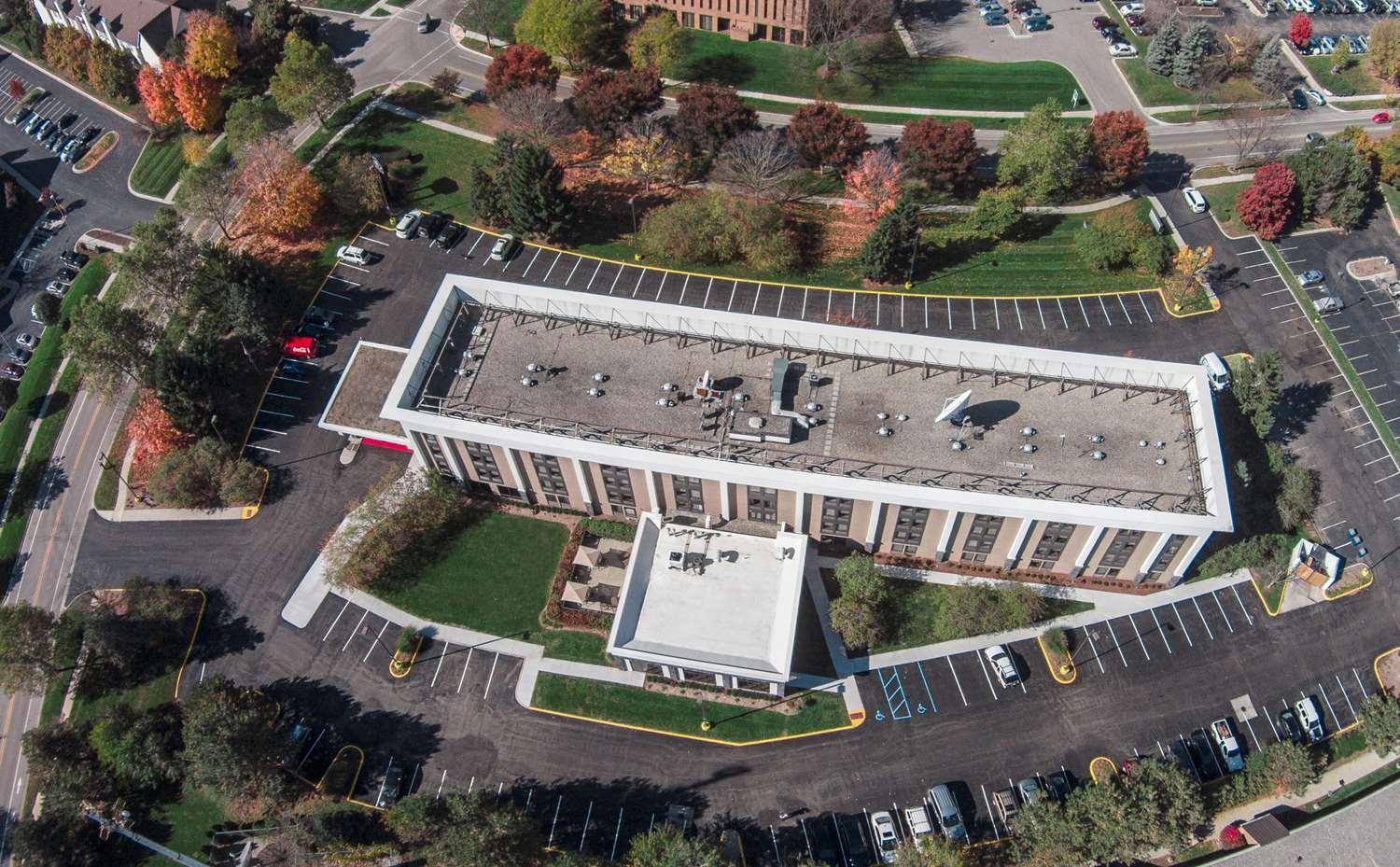 Hampton Inn Ann Arbor-South — 9