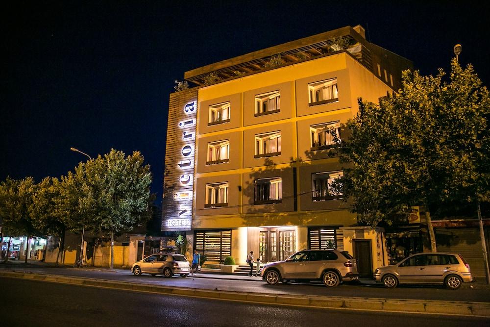 Hotel Victoria 998305