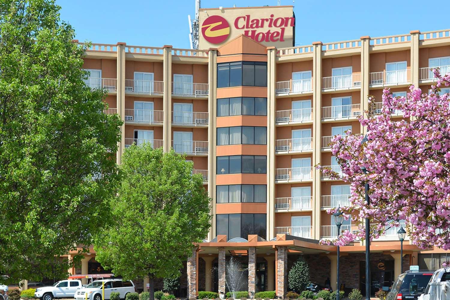 Clarion Hotel Philadelphia International Airport — 7