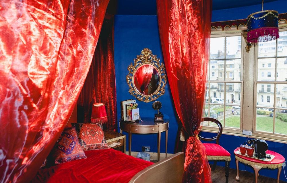 Hotel Pelirocco — 7