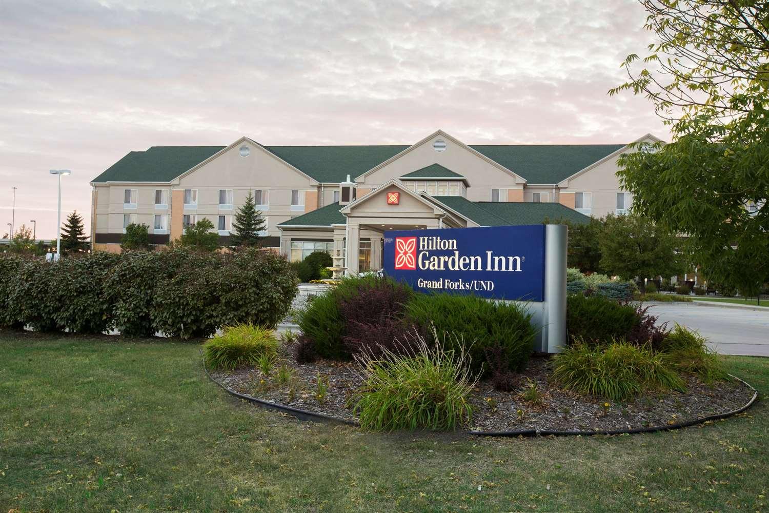 Hilton Garden Inn Grand Forks - UND — 8
