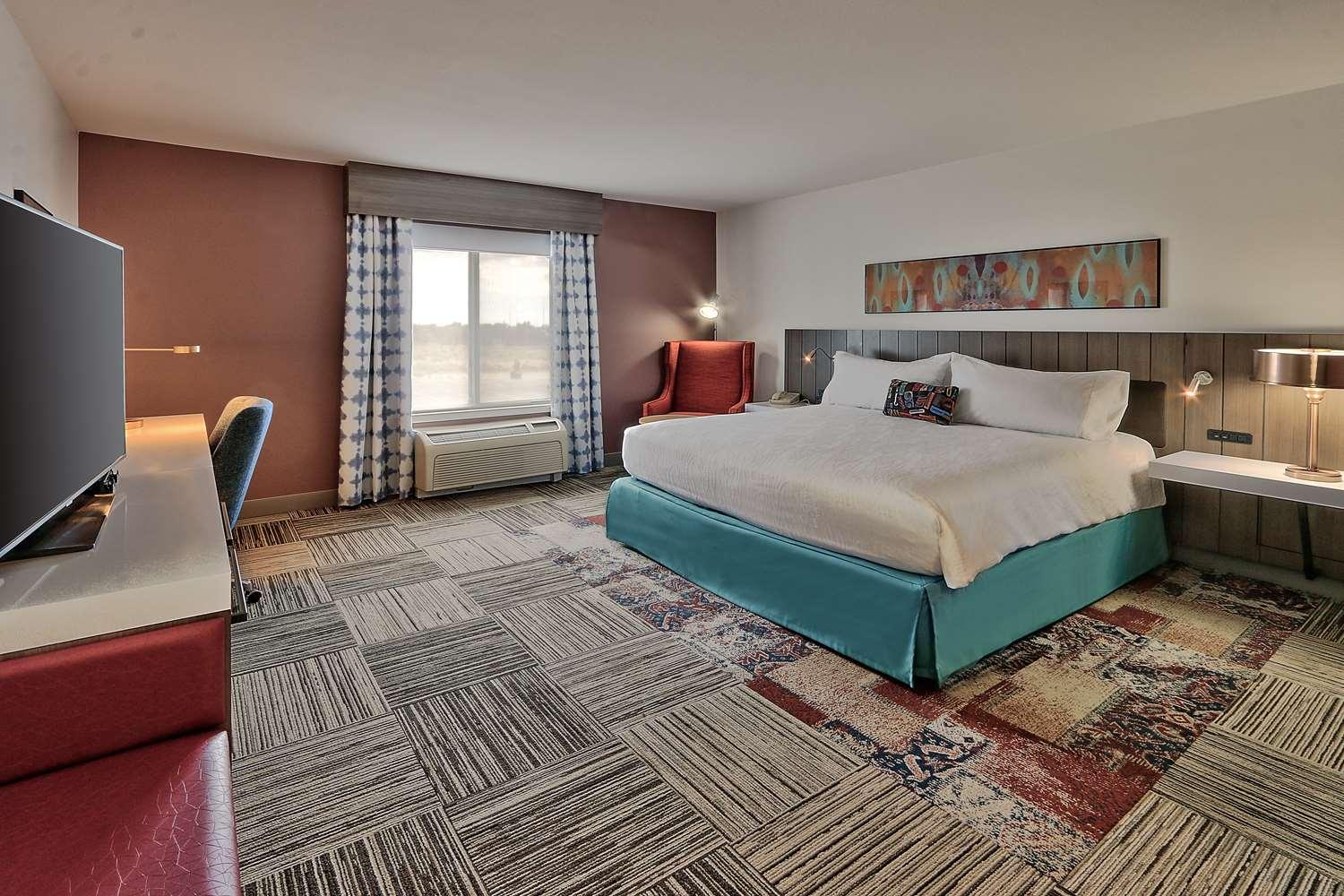 Hilton Garden Inn Albuquerque-Journal Center — 8