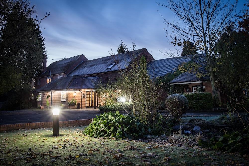 Marston Farm Hotel