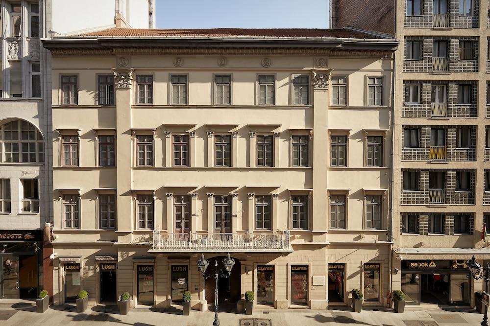 Al Habtoor Palace Budapest — 9
