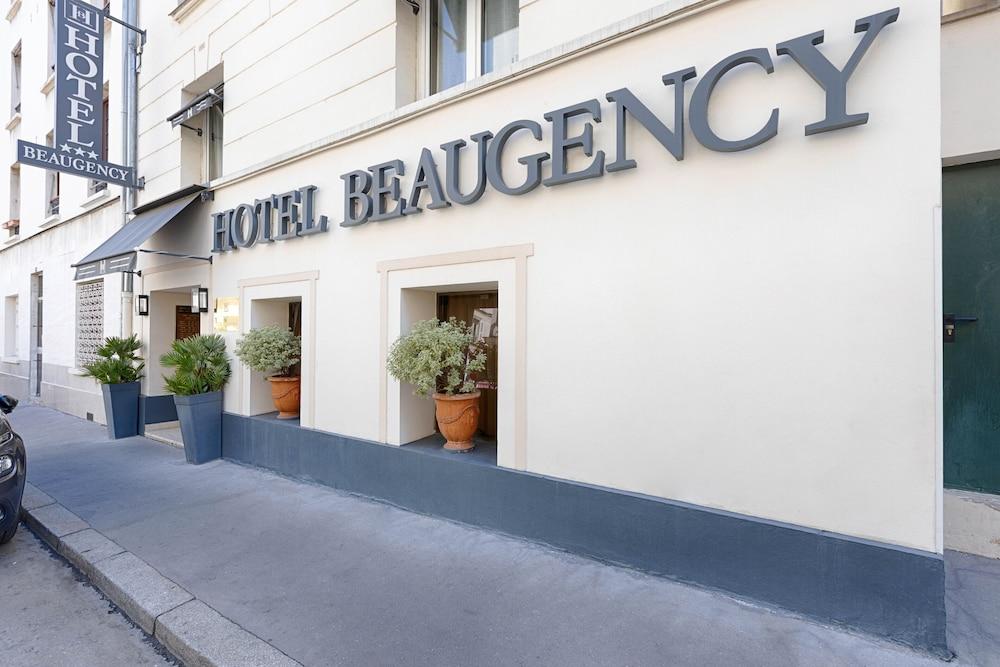 HOTEL BEAUGENCY 6964 — 3