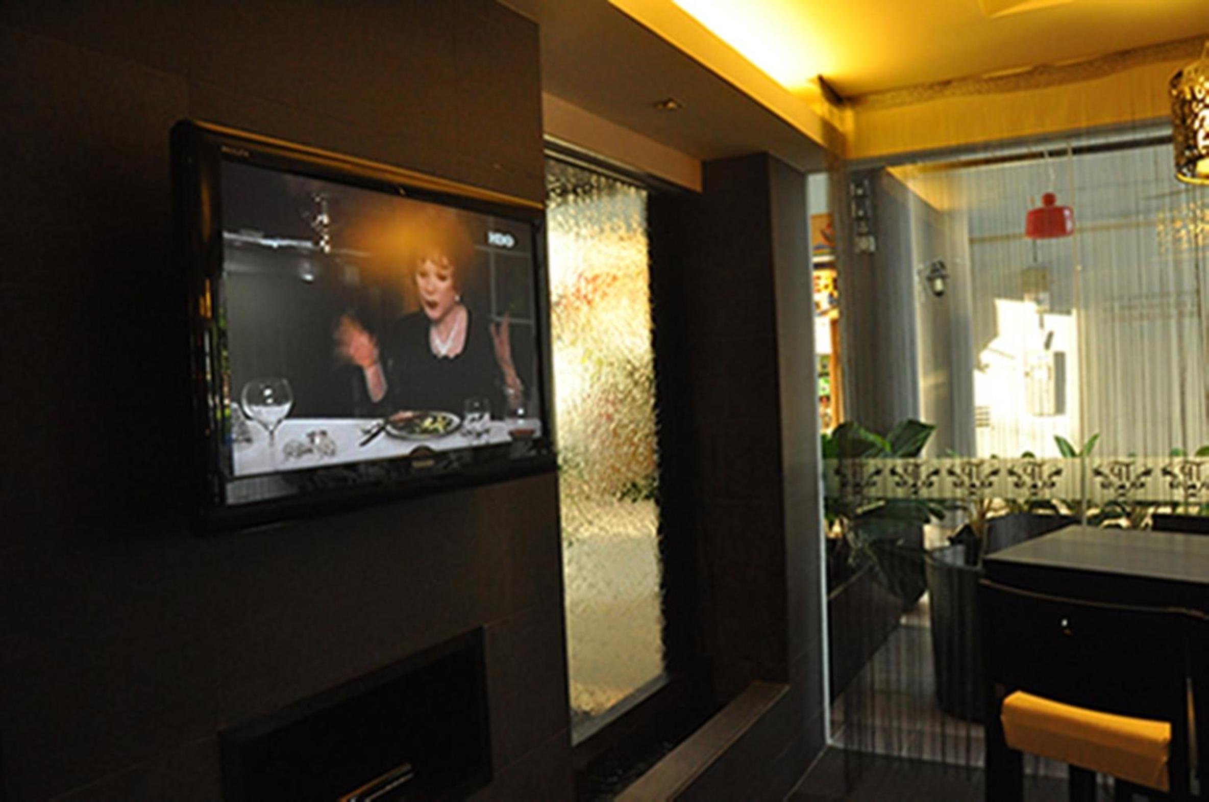 Tat Place Hotel And Cafa — 5