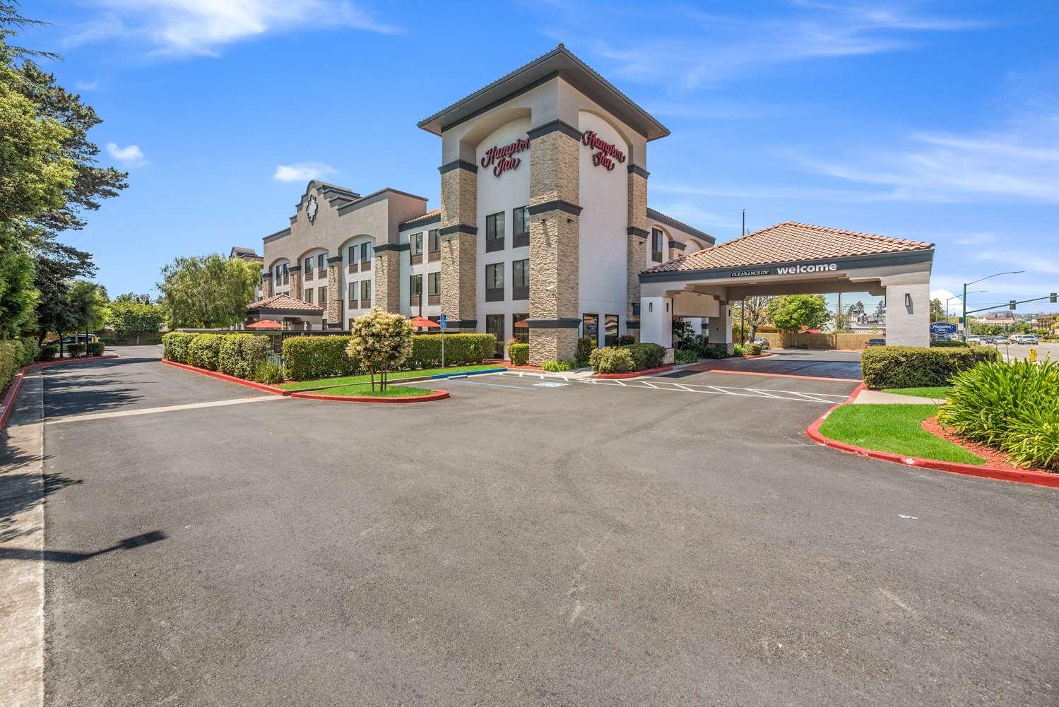 Hampton Inn Oakland-Hayward Ca — 3