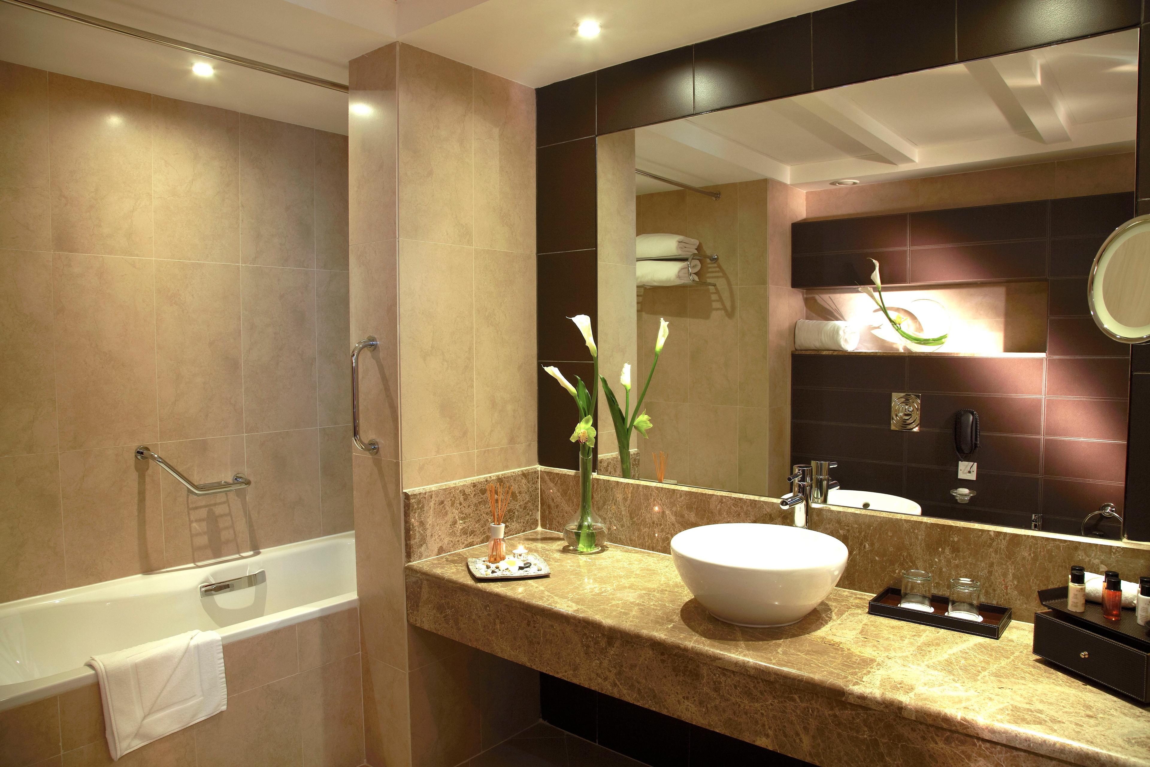 Cristal Hotel Abu Dhabi — 10