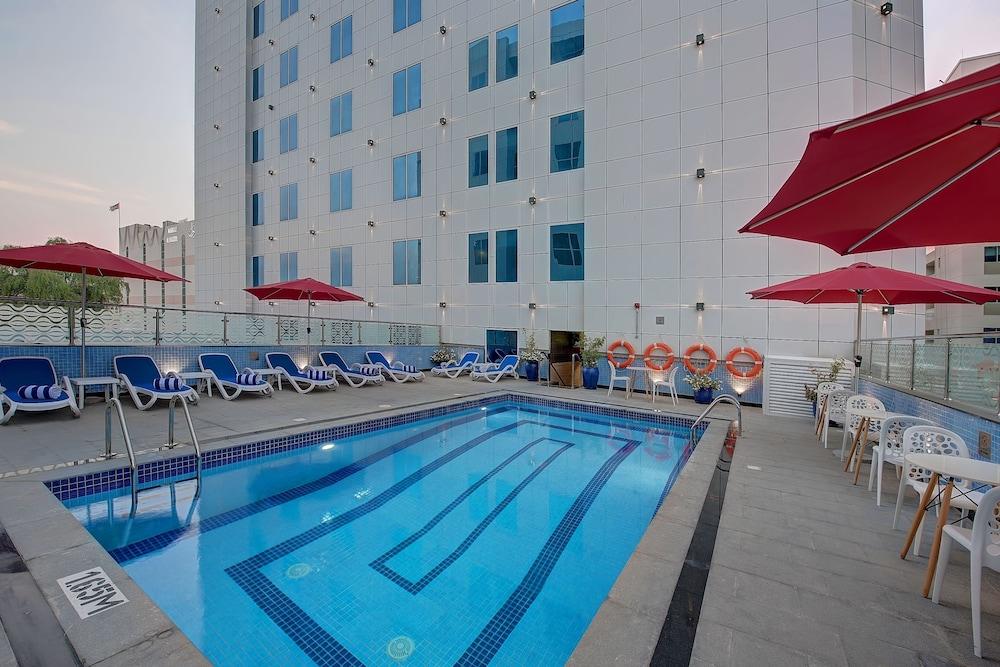Omega Hotel Dubai — 8