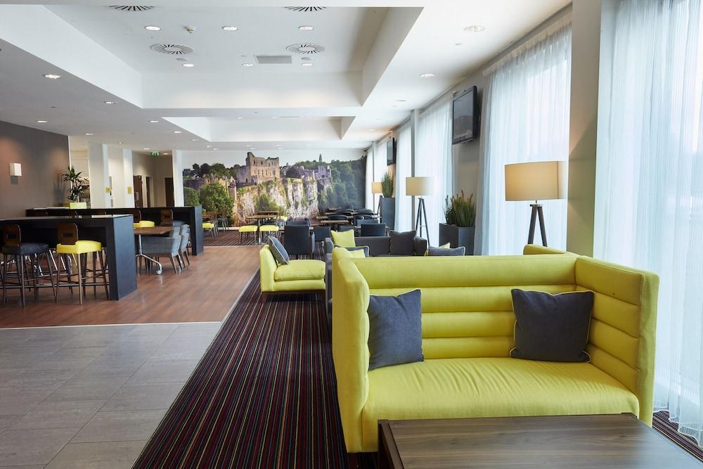HAMPTON BY HILTON NEWPORT EAST — 5