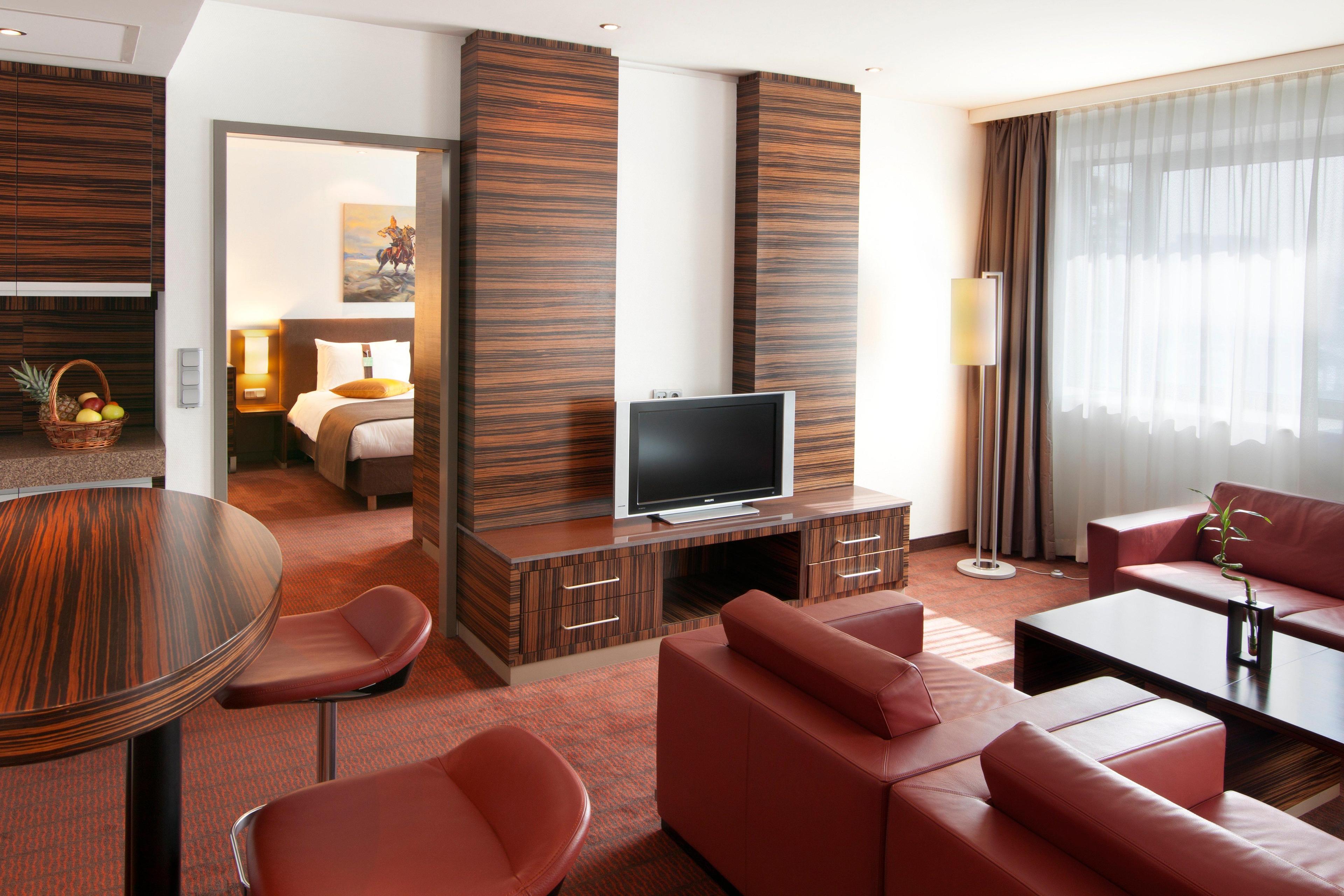 Holiday Inn Almaty