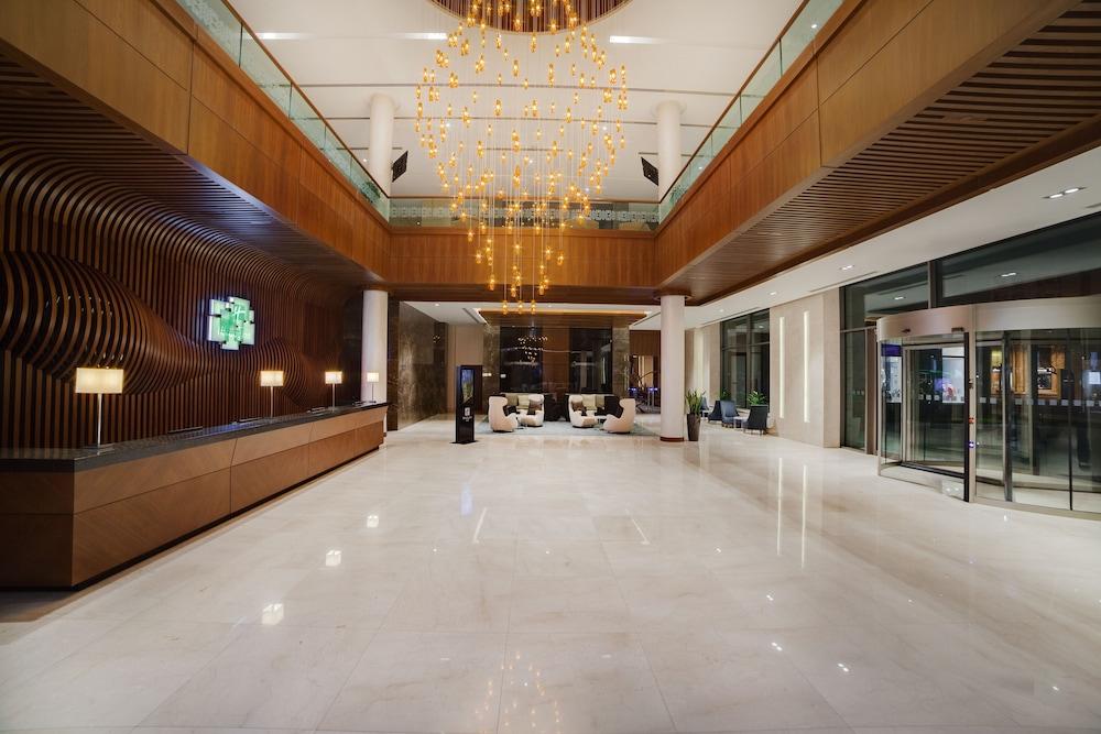 Holiday Inn Baku — 8